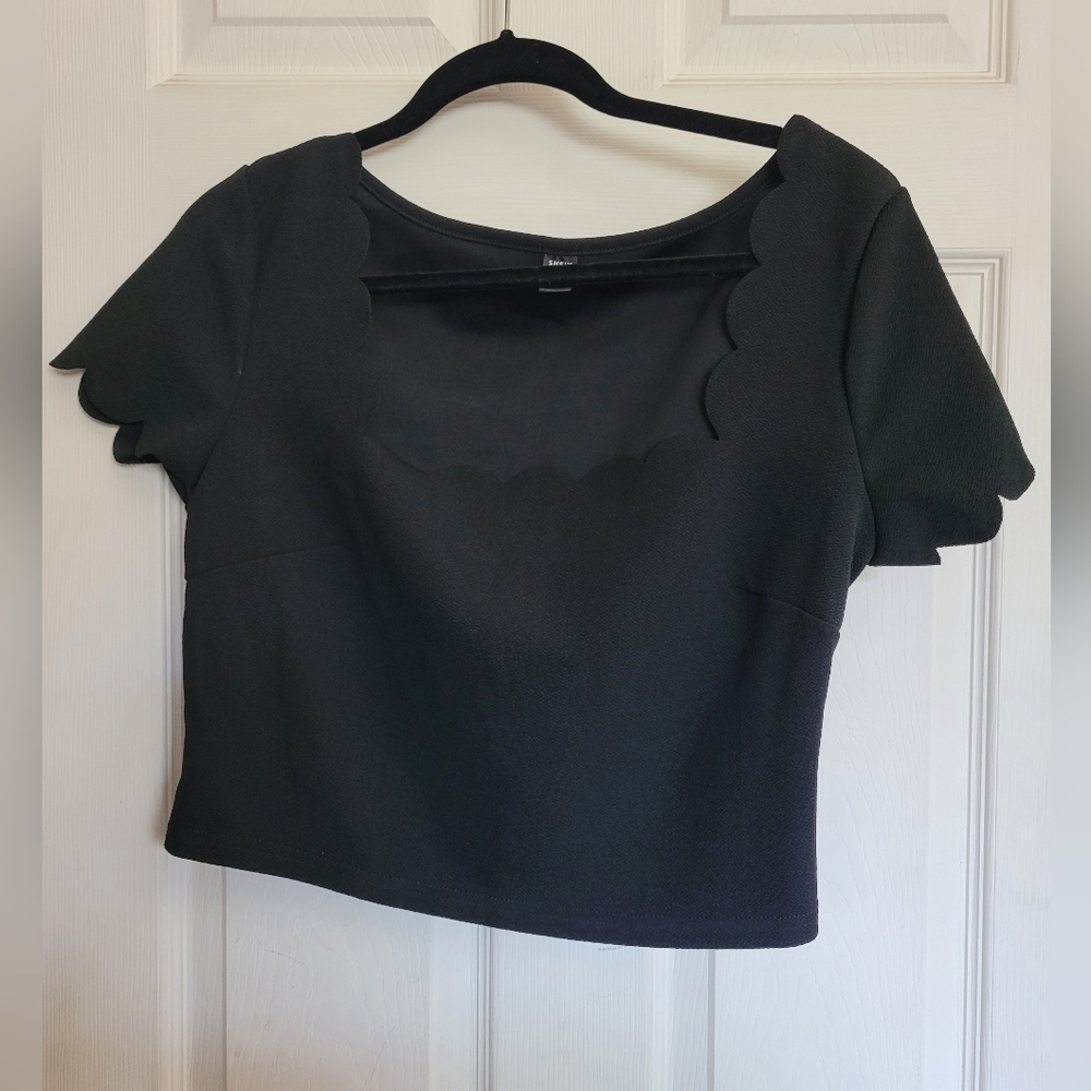 NWOT Shein black crop top